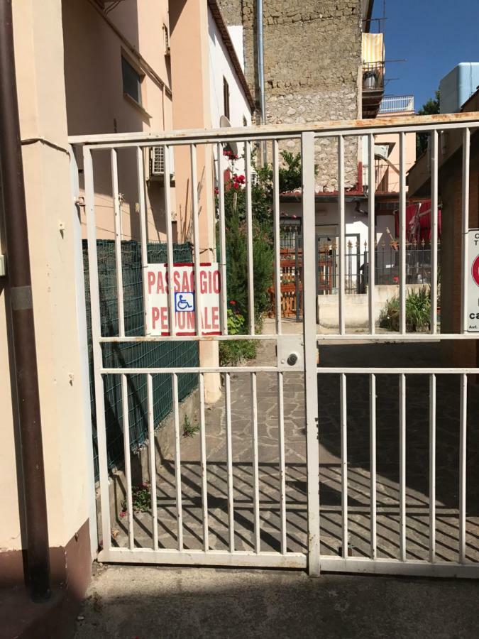 Nido D'Amore A Terracina Buitenkant foto